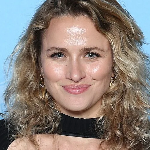 Shantel VanSanten