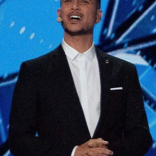 Assi Azar