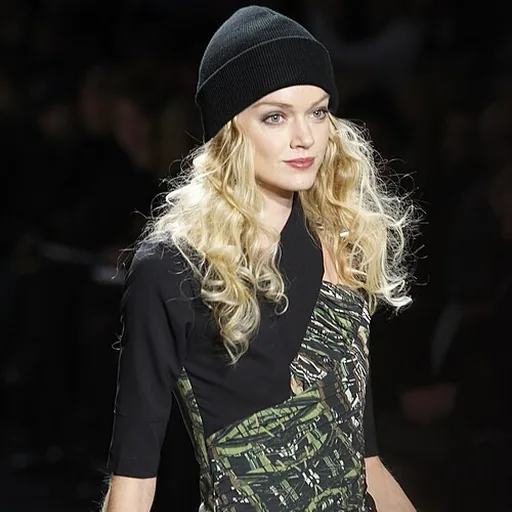 Lindsay Ellingson