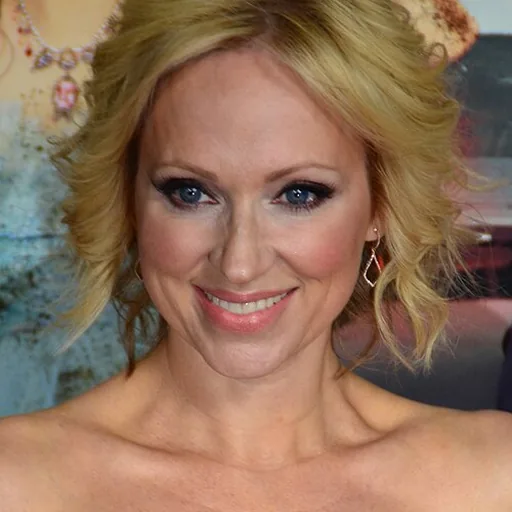 Leigh-Allyn Baker