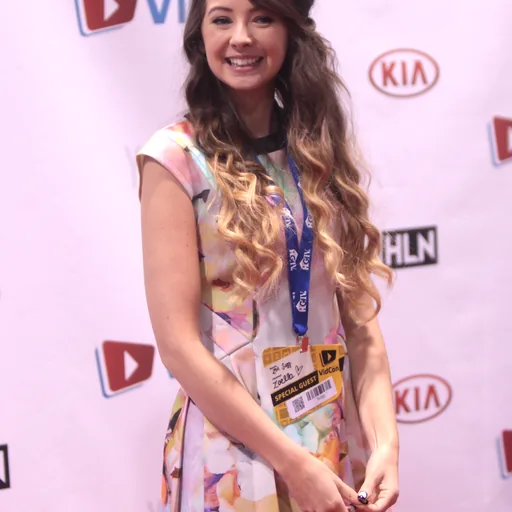Zoe Sugg