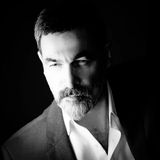 Uğur Işılak