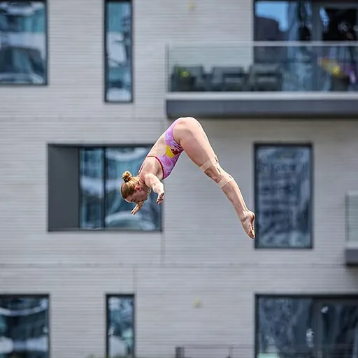 Molly Carlson