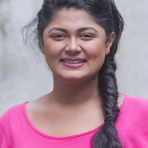 Moushumi Hamid