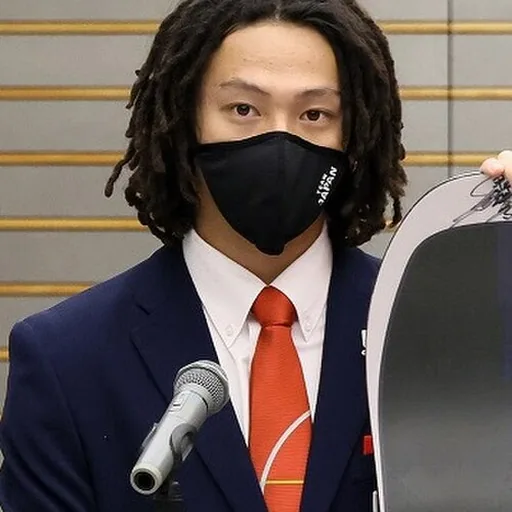 Ayumu Hirano