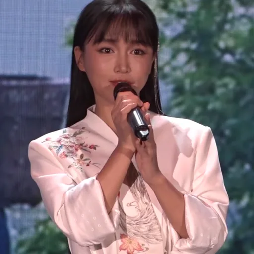 Li Ziqi
