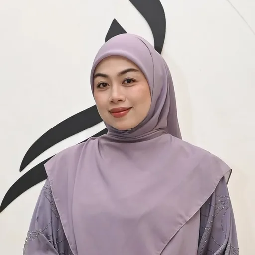 Tasha Manshahar
